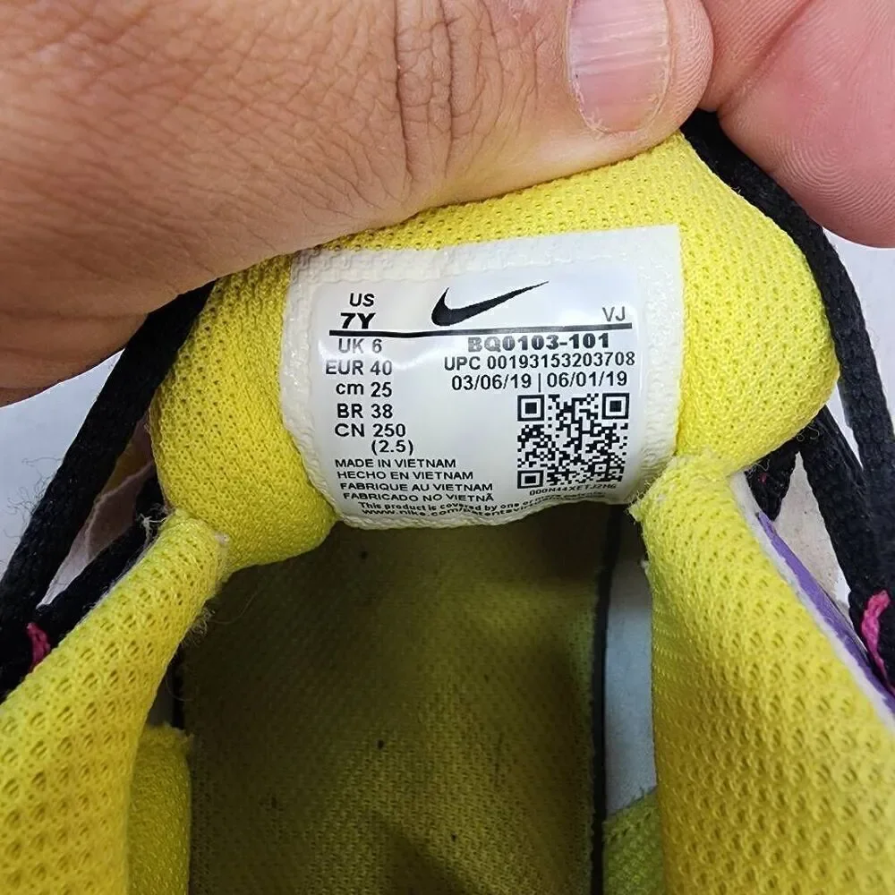 Nike Air Max 270 React Size 7y Girls Women's Size 8.5 Geometric Bright Violet At